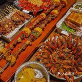 来杭州一定要吃这家烧烤店‼️烤榴莲和1米羊肉串赞暴
