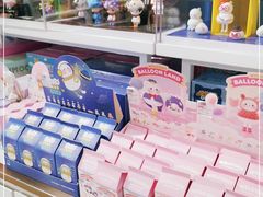-泡泡玛特POPMART(国金街店)