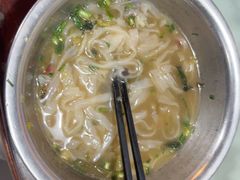 -炳记牛味粉店(四坊路店)