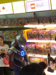 -玩具反斗城(正大广场店)