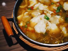 -有红鸡毛店·川菜(建设路店)