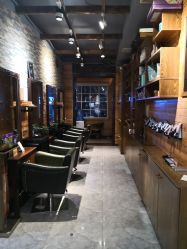 点击看大图 -MONE美发沙龙