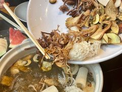 -黔蘑菇四季餐厅(观山湖店)