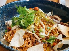 手工海南粉-拾味馆·浓鲜骨汤(光谷天地店)