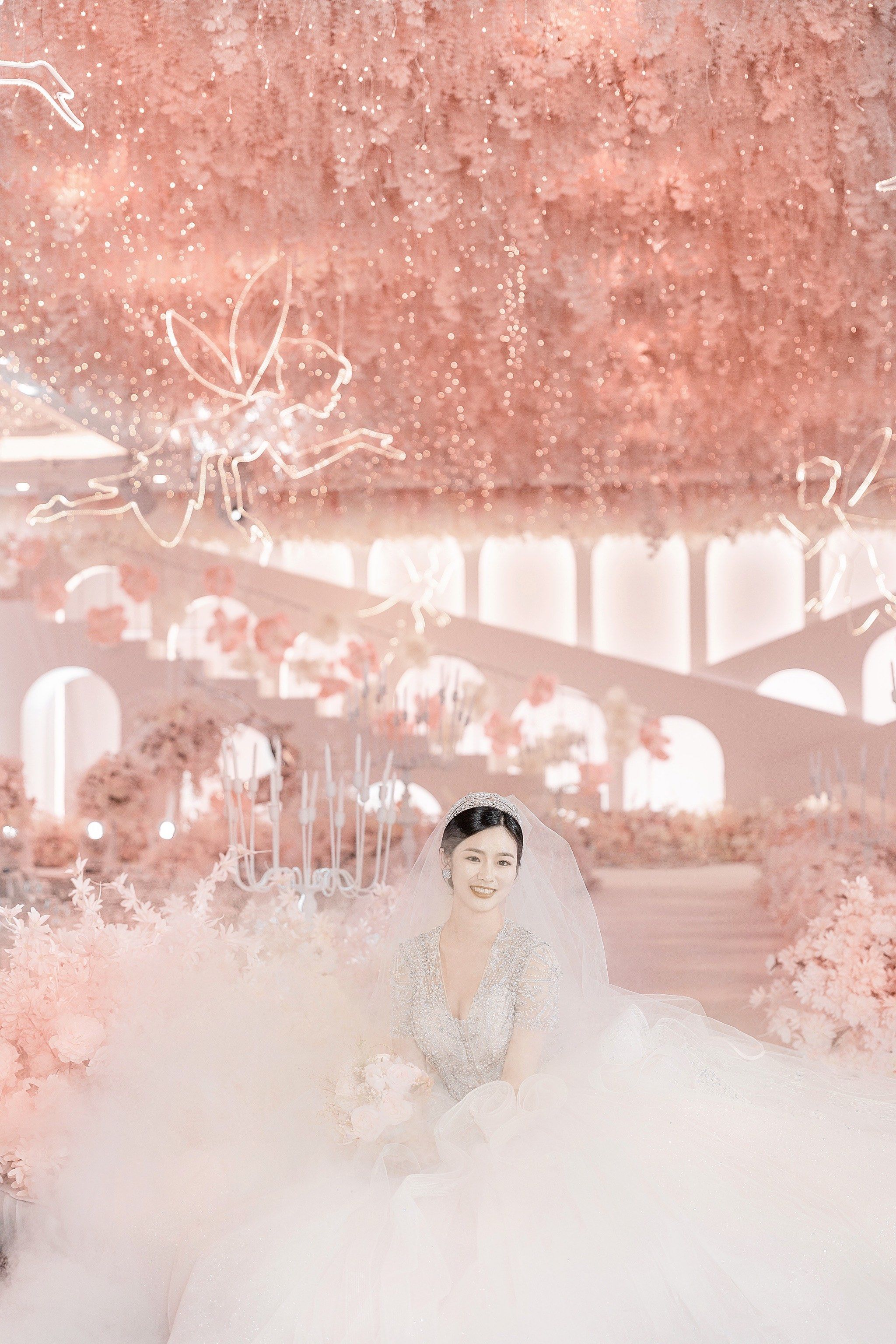 一眼着迷的粉色婚礼,是女明星的婚礼现场 吧