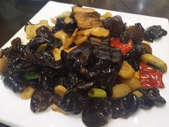 -鸿兴楼酒家嘉山路店