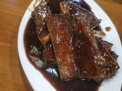 红烧带鱼-三居鲁味坊黄焖鸡(山大路店)