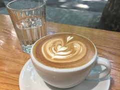 拿铁-Onirii Coffee(长乐路店)
