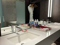 -上海外滩茂悦大酒店