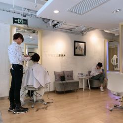 大厅-简法造型·品牌形象店
