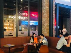 -CGV影城(滨江天街IMAX店)
