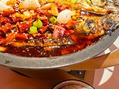 -鸣记脆皮烤鱼·海鲜烤鱼(三八广场店)