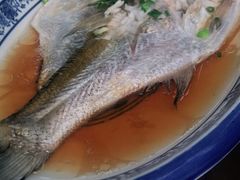 清蒸白水鱼-品渔味湖鲜馆(拈花湾店)