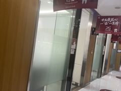 -雅悦齿科(顾村公园店)