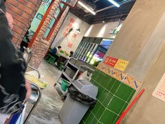 大堂-憨铁匠老火锅(龙岗万科里店)