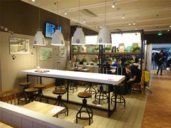用餐区-肯德基(成都双流机场T2店)