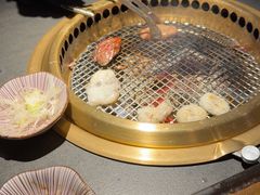 -铭牛烧肉·和牛海鲜自助(高新月牙湖店)