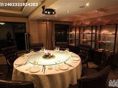 包厢-车之谷·汽车文化主题餐厅(汽开店)