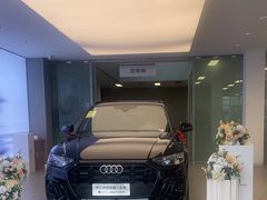 -浙江中升裕迪奥迪4S店(西溪店)