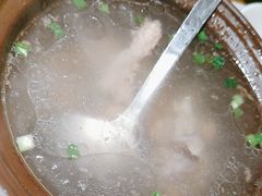 瓦罐筒骨汤-小菜园新徽菜(马鞍山金鹰店)