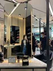 -HAIR CORNER