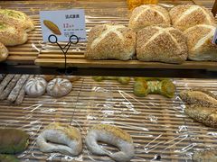 -BROAD面包路·欧式面包(龙湖时代C馆店)