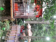 -二荆条·蜀鲜汇城市森林火锅