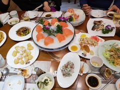 -青瓦餐厅·生鱼片·韩园烤肉(西塔店)