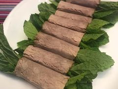 -香巴拉云南餐厅(华莱坞店)