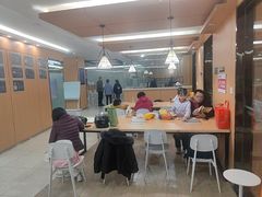 -沃尔得国际英语(泉城路校区)