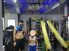 -AK健身普拉提拉伸私教馆(中八店)