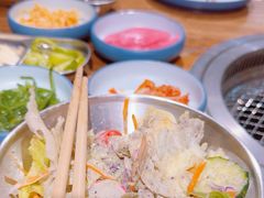 -明洞阿姨·韩式酱蟹烤肉·创意料理(三元桥店)