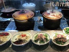 -挂旗柴锅鸡(蚌山区嘉年华店)