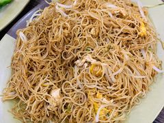 牛肉鸡蛋炒米粉-贞姨美食·老字号海鲜大排档