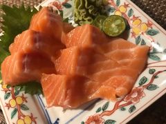 挪威三文鱼-半藏居酒屋(香港花园店)