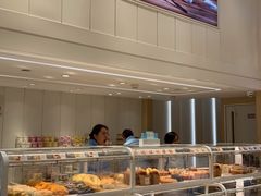 面包甜点陈列柜-好利来(望京中福店)