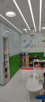 -岳辰齿科(浦东长泰店)