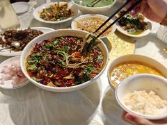 -柏合黄记豆腐皮饭店