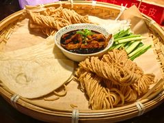 -魏铭鱼头捞饭(晋阳路店)