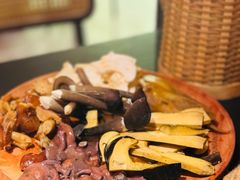 -芸鲜季·云南野生菌餐厅· 云南风物味研社(闵行店)