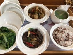 -金芙美月子中心(财富别墅店)