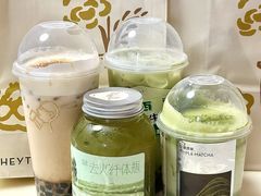 -喜茶(迪士尼小镇·平行宇宙店)