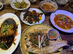 香茅草烤鲈鱼-云上千禾(水上店)