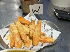 -W COLLECTIVE  DESSERT SHOP