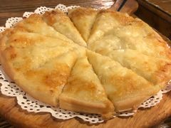 榴莲披萨-胡桃里音乐酒馆(环亚凯瑟琳广场店)