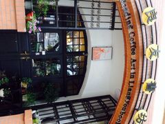 iphone_upload_pic-良友书坊(安徽路店)