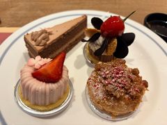 -咖啡苑自助餐厅·中国大饭店