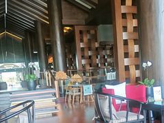 -时光吧·大堂吧·丽江和府洲际度假酒店