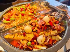 -鸣记脆皮烤鱼(三八广场店)