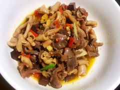 -费大厨辣椒炒肉(新城吾悦广场店)
